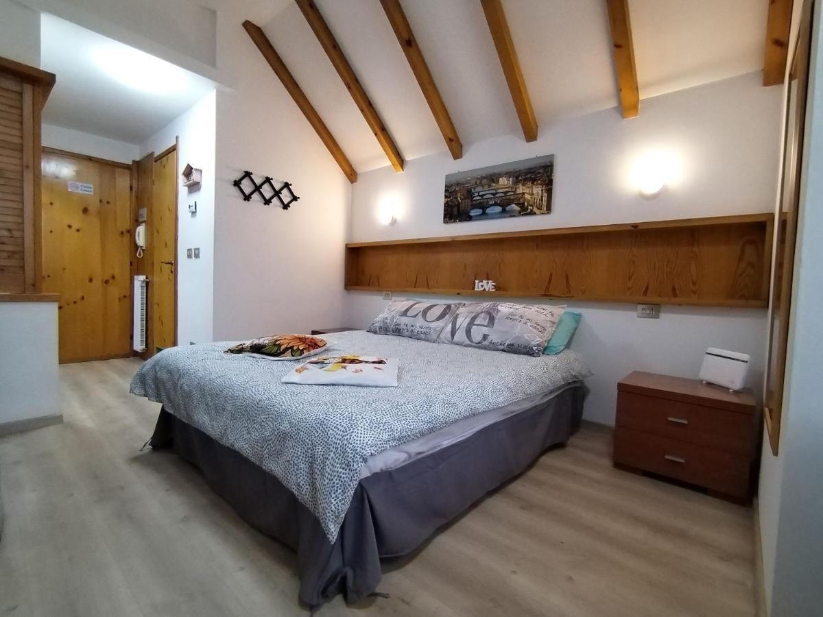 Accogliente Appartamento A Firenze Con Parcheggio Florença Exterior foto